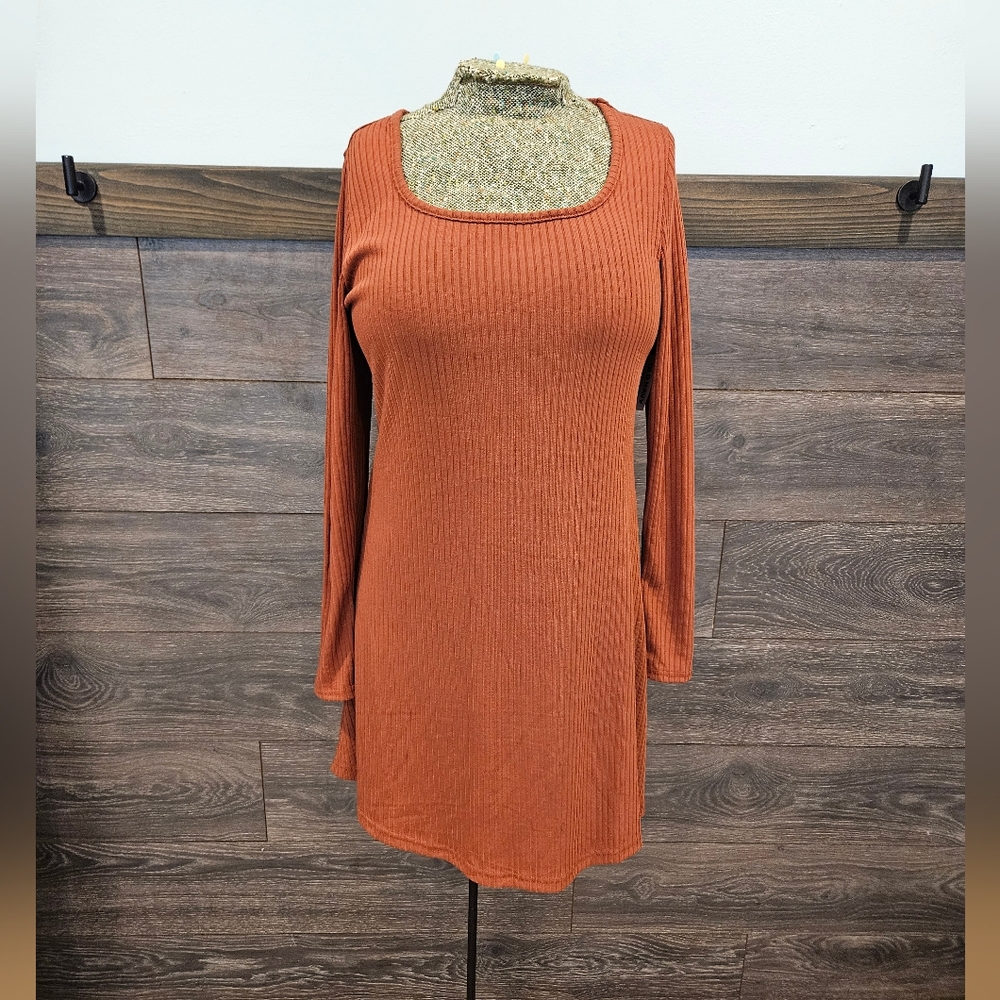 NWT Ribbed dress, size m